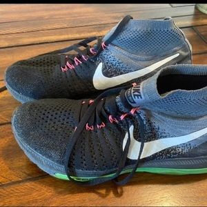 Size 8 women Nike shoes